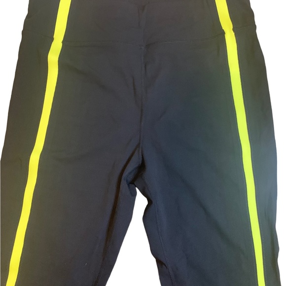 Zyia Luxe neon tape hi rise 24” leggings - Picture 3 of 7